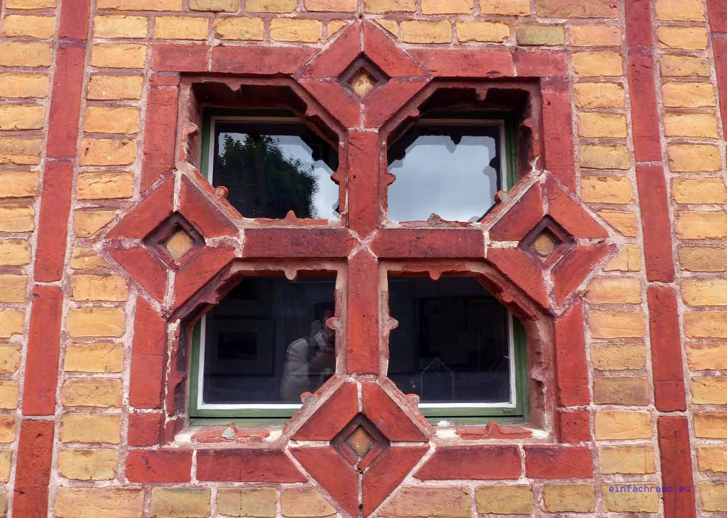Detail des sogenannten Aufseherturmes, in dem sich das Ziegeleimuseum befindet