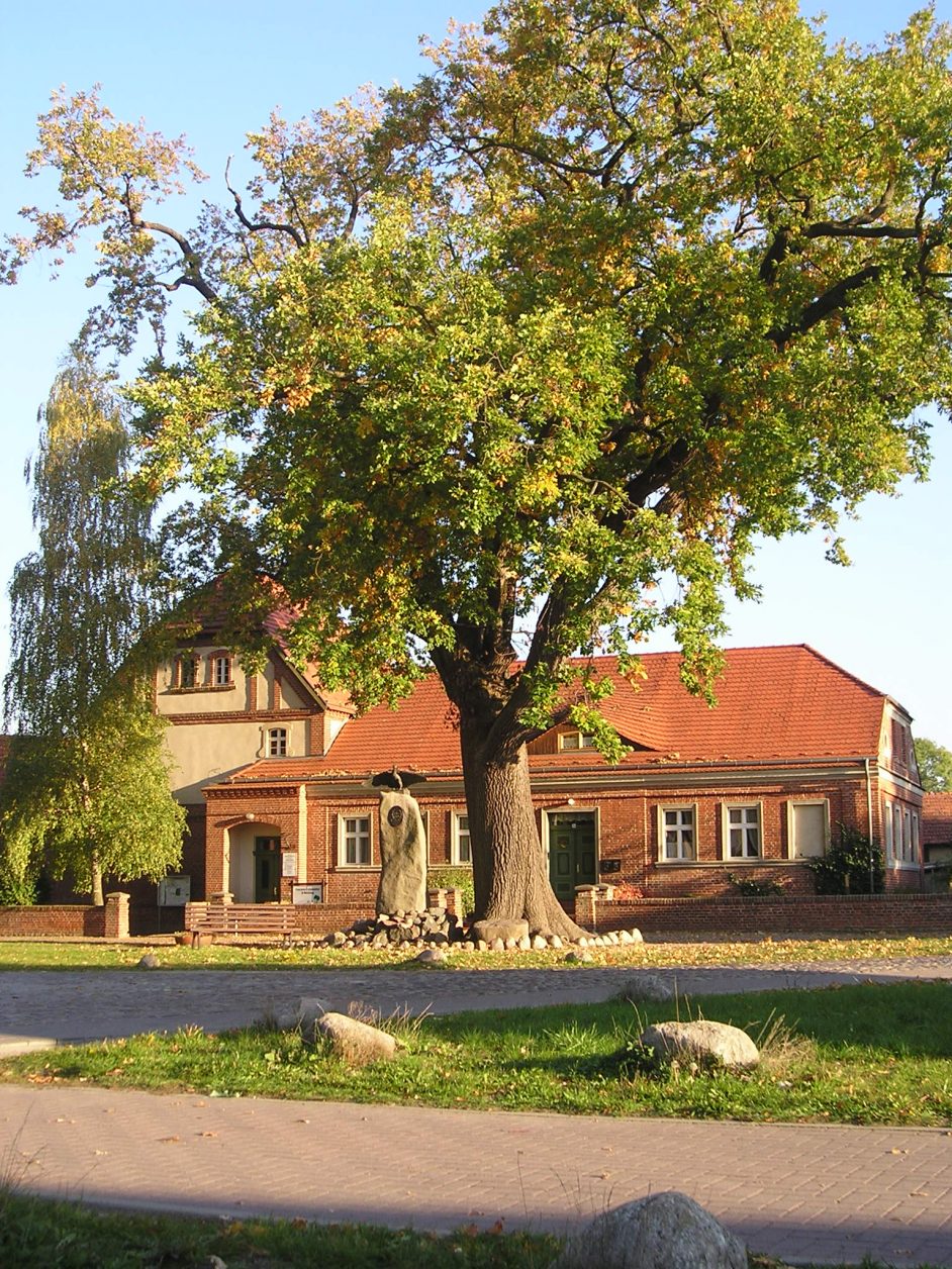 Heimatmuseum in Wustrau Foto. Weirauch