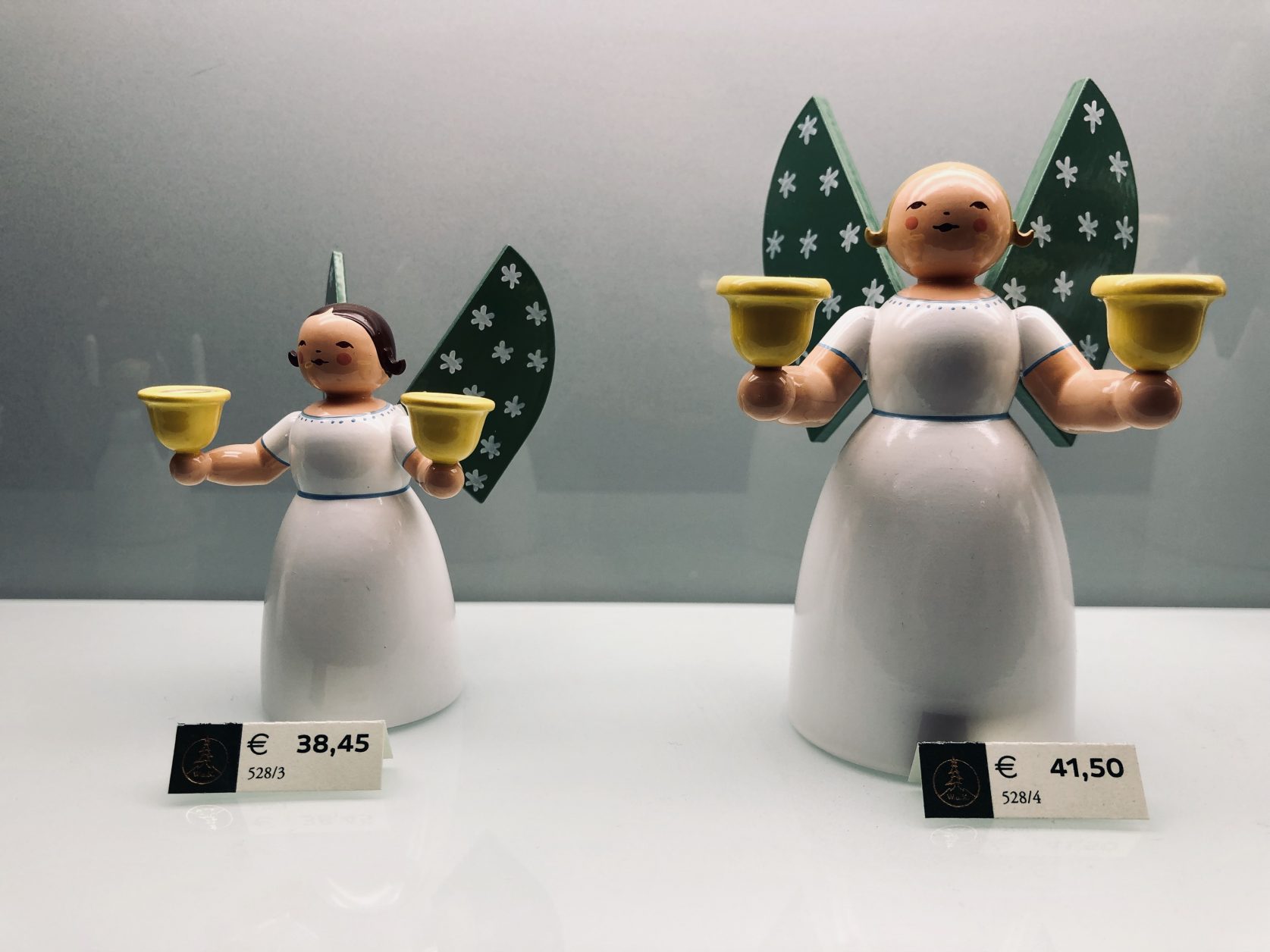 100 Jahre alte Spielzeug Figuren bereichern Ausstellung 100 Jahre alte Spielzeug Figuren bereichern Ausstellung