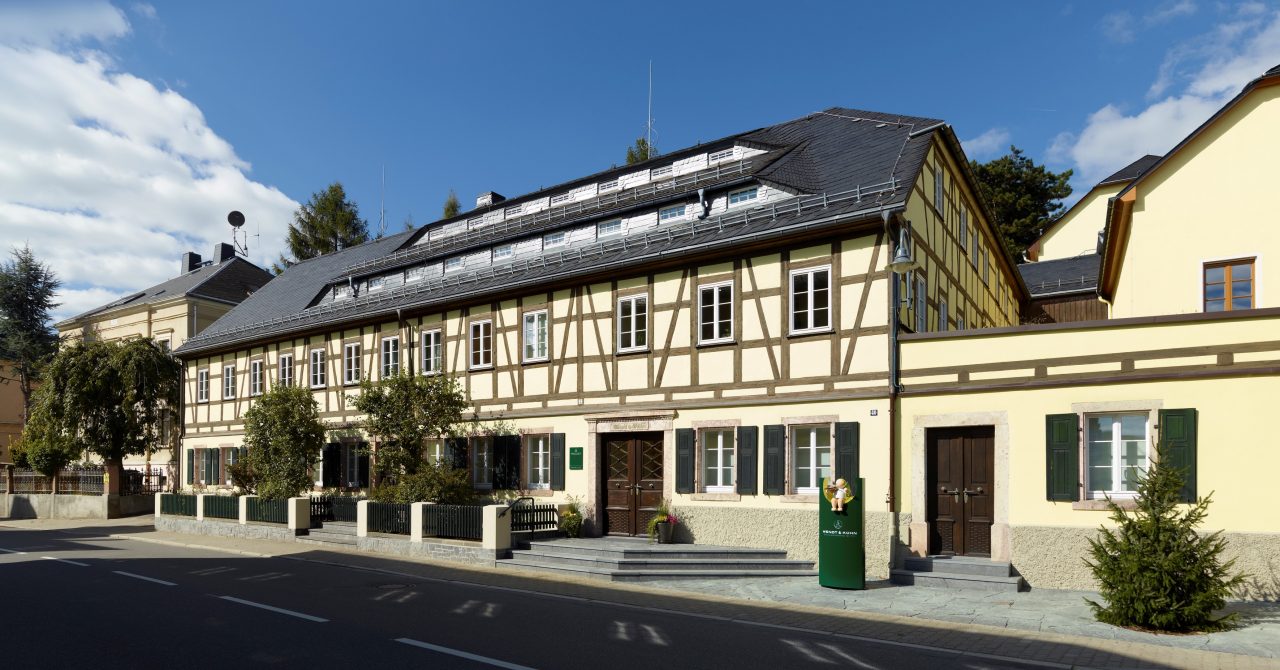 Stammhaus der Manufaktur Wendt & Kühn in Grünhainichen und Sitz der Wendt & Kühn-Welt_Bild-Quelle, Juliane Mostertz(1)