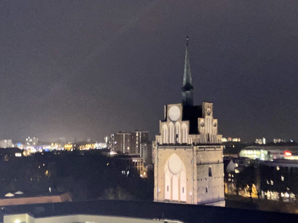 Blick von der 7. Etage auf das Kröpeliner Tor Foto: Weirauch